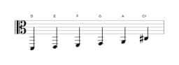 Bladmuziek van de D Mineur hexatonisch toonladder in drie octaven (2)